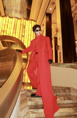 'ไมค์ พิรัชต์' ปังต่อเนื่องในจีน! ร่วมโชว์เวทีใหญ่ งาน "Popular Code Peak Live Concert in Zunyi"