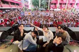 Warner Music Thailand x SmallRoom x Tero Music 3 ค่ายเพลงยักษ์ใหญ่!! ผนึกกำลังจัดเต็มความมันส์! บุกรั้วโรงเรียน กับ "คอนเสิร์ตศาสตร์ 2025 ศาสตร์ความมันส์ ยกกำลัง3"