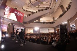 พี่จ๋าเริ่ดเลยล่ะ! 'มาร์ค ต้วน' ทำหัวใจเหล่า 'อากาเซ่' เต้นแรงอีกครั้งกับโมเมนต์สุดพิเศษในงานแถลงข่าวและแฟนไซน์ครั้งแรกในประเทศไทย Shopee x MARK TUAN Silhouette FANSIGN EVENT