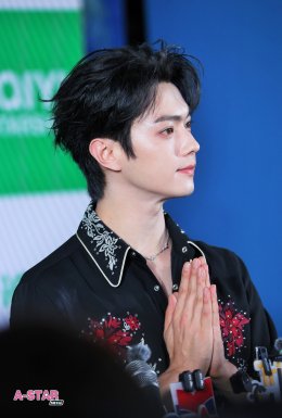"iQIYI Starship: Spring of The Blade Meet and Greet in Thailand" 'สวีข่าย' เสิร์ฟโมเมนต์ ตกแฟนไทยหนักมาก เผยเรื่องหลังกล้องจากปากพระเอก พร้อมโชว์สดจาก 'เสี่ยวอาชี-คังจื่อฉี'