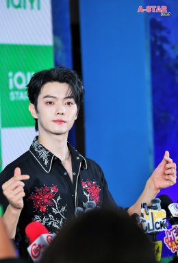 "iQIYI Starship: Spring of The Blade Meet and Greet in Thailand" 'สวีข่าย' เสิร์ฟโมเมนต์ ตกแฟนไทยหนักมาก เผยเรื่องหลังกล้องจากปากพระเอก พร้อมโชว์สดจาก 'เสี่ยวอาชี-คังจื่อฉี'