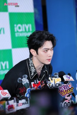 "iQIYI Starship: Spring of The Blade Meet and Greet in Thailand" 'สวีข่าย' เสิร์ฟโมเมนต์ ตกแฟนไทยหนักมาก เผยเรื่องหลังกล้องจากปากพระเอก พร้อมโชว์สดจาก 'เสี่ยวอาชี-คังจื่อฉี'