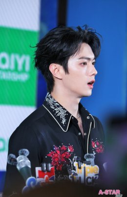 "iQIYI Starship: Spring of The Blade Meet and Greet in Thailand" 'สวีข่าย' เสิร์ฟโมเมนต์ ตกแฟนไทยหนักมาก เผยเรื่องหลังกล้องจากปากพระเอก พร้อมโชว์สดจาก 'เสี่ยวอาชี-คังจื่อฉี'