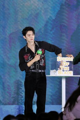 "iQIYI Starship: Spring of The Blade Meet and Greet in Thailand" 'สวีข่าย' เสิร์ฟโมเมนต์ ตกแฟนไทยหนักมาก เผยเรื่องหลังกล้องจากปากพระเอก พร้อมโชว์สดจาก 'เสี่ยวอาชี-คังจื่อฉี'