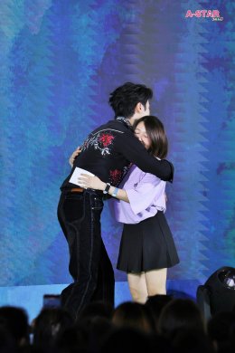 "iQIYI Starship: Spring of The Blade Meet and Greet in Thailand" 'สวีข่าย' เสิร์ฟโมเมนต์ ตกแฟนไทยหนักมาก เผยเรื่องหลังกล้องจากปากพระเอก พร้อมโชว์สดจาก 'เสี่ยวอาชี-คังจื่อฉี'
