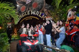 'กลัฟ คณาวุฒิ' ชวนแฟนคลับตะลุยป่า ชมสัตว์แปลกหายาก ในงาน "THE MALL LIFESTORE JUNGLE WALK 2025 EP.3"