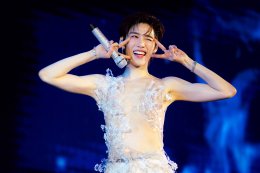 THE TITANS CONCERT สร้างตำนานคอนเสิร์ตแห่งปี 4 มหาเทพ 'BAMBAM  JEFF SATUR  PP KRIT  TIMETHAI' สร้าง "สงครามแห่งความสุข" สุดตราตรึง ครอง X อันดับ 1 ไทย 2 วันซ้อน ทะยานติดเทรนด์โลก