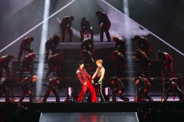 THE TITANS CONCERT สร้างตำนานคอนเสิร์ตแห่งปี 4 มหาเทพ 'BAMBAM  JEFF SATUR  PP KRIT  TIMETHAI' สร้าง "สงครามแห่งความสุข" สุดตราตรึง ครอง X อันดับ 1 ไทย 2 วันซ้อน ทะยานติดเทรนด์โลก