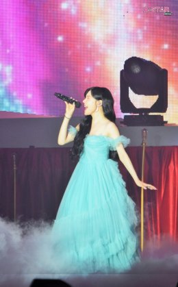 พิเตฟชีเสิร์ฟ! "ทิฟฟานี่" พายองวอนท่อง 'ฟิน' แลนด์ สาดความสนุก เรียกรอยยิ้มแบบเกินต้านในงาน "TIFFANY YOUNG 2025 FAN-CONCERT TOUR [Here for You] IN BANGKOK"