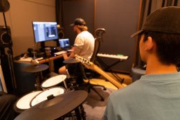 ต้องโทษเธอ ที่มาทำให้ฉันคิดถึงบ่อย! ทิกเกอร์ ปล่อย MV "ต้องโทษเธอ (Without You)" ฉบับคนคลั่งรัก