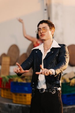 Tobii ชวน GAVIN:D แจมในเพลง "Tap Tap (ชวนไปเดท)" เพิ่มมาดกวนและขี้เล่นเป็นสองเท่า พร้อม performance video โชว์เสน่ห์ไทยสุดไอคอนิก เตรียมรับซัมเมอร์นี้