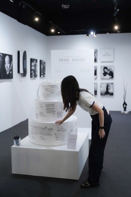 'เอนจอย ธิดารัตน์' ร่วมกับแฟนคลับจัด The Birthday Art Gallery ภายใต้คอนเซ็ปต์ THE CHAPTER OF YOU, A STORY OF US บอกเล่าเรื่องราวการเดินทางของตนเองผ่าน 5 Chapters พร้อมแบ่งปันความสุขในวันคล้ายวันเกิด