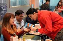 เก็บตกแฟนมีต 'ซัน-ชาย' สุดอบอุ่น แฟนคลับซีรีส์ "21 วันของฉันกับเธอ" ร่วมกรี๊ดฟินสุดเอ็กซ์คลูซีฟ