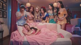 หัวใจละลาย! 4EVE ในลุค "เจ้าหญิงทั้งเจ็ด" เปิดแคมเปญ The Magical Stars ฟีลกู๊ดทั่วกันที่ศูนย์การค้าเซ็นทรัลทั่วประเทศ