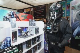 'นานิ' เสิร์ฟความเท่ในงาน Thailand Gala Premiere เปิดตัวภาพยนตร์ "The Mandalorian and Grogu แมนดาลอเรี่ยนและโกรกู" ชวนช็อปชิมชิลในตลาดนัดบรรยากาศดาวอันไกลโพ้น ก่อนฉายจริง 21 พฤษภาคม มาดูโกรกู ในโรงภาพยนตร์ทั่วประเทศ