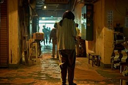 "The Ugly หน้าเกลียด" พลิกเกม! เผยทุนสร้างเพียง 2 พันล้านวอน ถ่าย 13 คิว ขึ้นแท่นหนังคุ้มทุนเร็วที่สุดแห่งปี