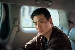 "The Ugly หน้าเกลียด" พลิกเกม! เผยทุนสร้างเพียง 2 พันล้านวอน ถ่าย 13 คิว ขึ้นแท่นหนังคุ้มทุนเร็วที่สุดแห่งปี