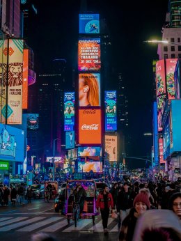 6 ปี บน Times Square New York! 'เซ็นทรัลเวิลด์' เคานต์ดาวน์แลนด์มาร์ก หนึ่งเดียวใจกลางกรุงเทพฯ ร่วมฉลองความสุขส่งท้ายปีจาก centralwOrld Bangkok Countdown 2025  The Original สู่สายตาชาวโลก