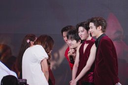 มากกว่าความบันเทิง คือความรู้สึกพิเศษที่เหนือกว่า... True x iQIYI มอบของขวัญล้ำค่าส่งท้ายปี "True x iQIYI เขมจิราต้องทรู Best with True5G" ประสบการณ์เอกสิทธิ์สุดเอ็กซ์คลูซีฟ เฉพาะลูกค้าทรู ดีแทค เท่านั้น