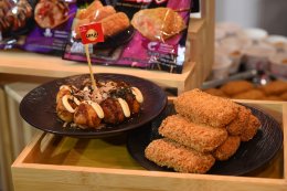 ปอนด์ ณราวิชญ์! ชวนกินดีมีสุขกับ 'อายิโนะโมะโต๊ะ อุไม' แบรนด์อาหารแช่แข็งน้องใหม่จากอายิโนะโมะโต๊ะ เสิร์ฟความอร่อย สไตล์ญี่ปุ่นแท้ มัดใจคนรุ่นใหม่