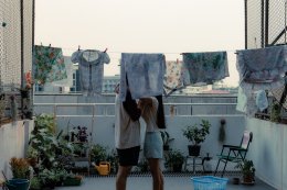 Varis ทุ่มสุดตัว ประเดิมแสดง MV ครั้งแรกใน "คงไว้ (with u)" ซิงเกิลใหม่สะท้อนความรักที่ยังคงเดิมแม้หลายสิ่งจะเปลี่ยนไป