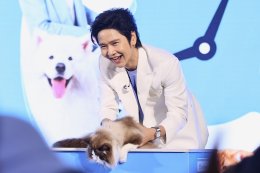 'โต๋ ศักดิ์สิทธิ์' โชว์เพลง "ดูแลตลอดไป" ที่แต่งให้ในแคมเปญโฆษณาใหม่ของ "เว็ทซินโนว่า" พร้อมชวน 'เติ้ล มติมันท์' และ 'เขื่อน ภัทรดนัย' ควงน้องหมาคู่ใจถ่ายทอดสายสัมพันธ์ของครอบครัว