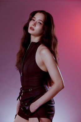 การร่วมงานครั้งแรกของ Violette Wautier x F.HERO รวมพลังต่างขั้วทางดนตรี ใน "1% [ONE PERCENT] THAI VERSION" เพลงประจำ SEA GAMES 2025