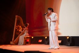 'หลิง-ออม-วิลเลี่ยม' โชว์ออร่าลูกรักพระเจ้า ผ่านกล้องพอร์ตเทรตระดับมาสเตอร์พีซบน vivo V70