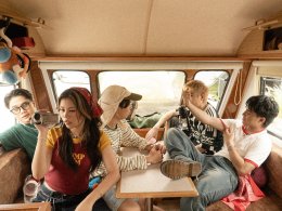 'Yes Indeed' ชวนขยับ! เปิดตัวเพลงเร็วเพลงแรก "ถ้าเธอให้เต้น ฉันจะเต้นตามเธอ" เสิร์ฟกลิ่นอายอัลเทอร์ฯ ยุค 90s สุดเท่!