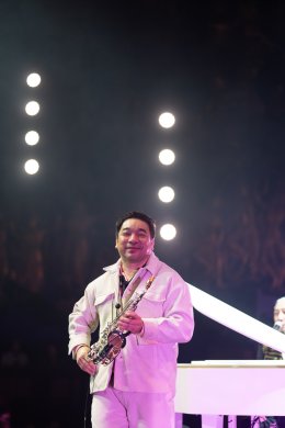 เต็มอิ่มด้วยหัวใจและเสียงดนตรี "LIFE MUSIC / ชีวิตดนตรี" ปิดฉากอย่างเรียบง่ายและงดงาม 'โก้ มิสเตอร์แซกแมน' และ 'ป้อม ออโต้บาห์น' ส่งต่อความรู้สึกผ่านบทเพลงที่คุ้นเคยและเปี่ยมความหมาย