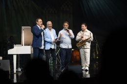 เต็มอิ่มด้วยหัวใจและเสียงดนตรี "LIFE MUSIC / ชีวิตดนตรี" ปิดฉากอย่างเรียบง่ายและงดงาม 'โก้ มิสเตอร์แซกแมน' และ 'ป้อม ออโต้บาห์น' ส่งต่อความรู้สึกผ่านบทเพลงที่คุ้นเคยและเปี่ยมความหมาย