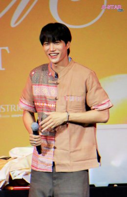 KAI อ้อน "เอื้อยครับ" ชวน EXO-L มาเดตกันกลางงาน Shopee x KAI Wait On Me FANSIGN EVENT พร้อมเปิดโหมด ON ต้อนรับความร้อนแรง  ทะลุองศากับคอนเสิร์ตเดี่ยวครั้งแรกในไทย