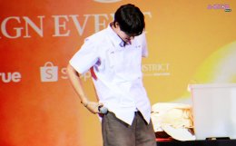 KAI อ้อน "เอื้อยครับ" ชวน EXO-L มาเดตกันกลางงาน Shopee x KAI Wait On Me FANSIGN EVENT พร้อมเปิดโหมด ON ต้อนรับความร้อนแรง  ทะลุองศากับคอนเสิร์ตเดี่ยวครั้งแรกในไทย