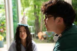 'ตู-ต้นตะวัน' อัปสกิลการแสดง ร่วมงานกับ 'ลุงหิมะ' (โกฮังวัยแก่) เผยเบื้องหลังทีมเวิร์กสุดอบอุ่น ในหนัง โกฮัง..หัวใจโกโฮม (2 เมษายนนี้ ในโรงภาพยนตร์)