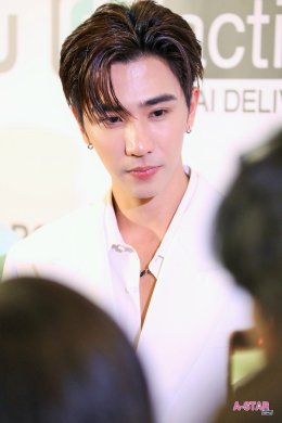 Dr.PONG เดินเกมรุกด้านงานวิจัย เปิดตัว activeIN Series นวัตกรรมระดับโลก ดึงคู่จิ้นสุดฮอต เพิร์ธ-แซนต้า นั่งแท่นพรีเซนเตอร์ เจาะกลุ่มคนรุ่นใหม่ บูสต์ผิวสวยทันใจ