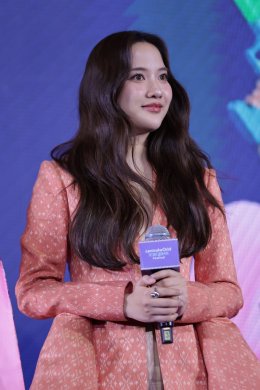 'ฟรีน-เบ็คกี้' คัมแบ็กสาดความสุข! เปิดเทศกาล centralwOrld Songkran 2026 ปรากฏการณ์เฟสติวัลใจกลางกรุง ย้ำแลนด์มาร์กสงกรานต์ระดับโลก 