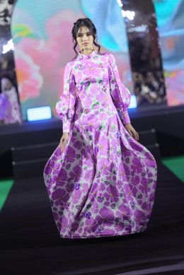 PERSES นำโชว์เพอร์ฟอร์แมนซ์เติมสีสันบนรันเวย์ centralwOrld Thailand Graduate Fashion Week 2025 ดัน Young Designer โชว์ผลงานสุดล้ำ 