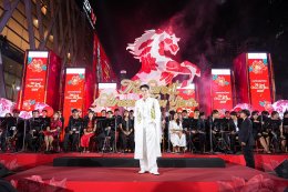 ตรุษจีนนี้ต้องที่ centralwOrld! เปิดศักราชม้าไฟอลังการใจกลางเมือง แท็กทีม ต้าห์อู๋-ออฟโรด ร่วมวงออเคสตร้า พร้อมโชว์โดรนตระการตา สนุก มู ปัง ครบจบที่เดียว