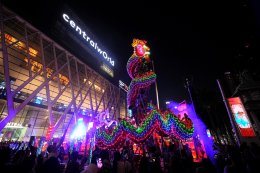 ตรุษจีนนี้ต้องที่ centralwOrld! เปิดศักราชม้าไฟอลังการใจกลางเมือง แท็กทีม ต้าห์อู๋-ออฟโรด ร่วมวงออเคสตร้า พร้อมโชว์โดรนตระการตา สนุก มู ปัง ครบจบที่เดียว