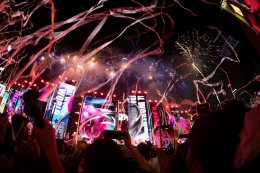 วาระแห่งชาติของคืนเคานต์ดาวน์เซ็นทรัลเวิลด์! โมเมนต์ที่ทำทั้งประเทศและกว่า 3 แสนคนบน Times Square of Asia หัวใจเดียวกัน กับ สิ่งที่ได้ไปต่อ 2026