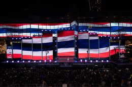 กระหึ่มโลก! เคานต์ดาวน์ เซ็นทรัลเวิลด์ แลนด์มาร์กเดียว ที่รวมศิลปิน T-Pop No.1 มากที่สุด ผู้คนนับแสนจากทั่วโลกต้อนรับปี 2569 สร้างประวัติศาสตร์โมเมนต์ข้ามปีอีกครั้ง 