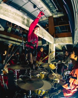 CHILAX ปล่อยพลังความอิน! "WHAT A LIFE! THE 1ST MINI CONCERT" ประทับใจ อบอุ่นทุกโมเมนต์ พร้อมแขกรับเชิญสุดเซอร์ไพรส์