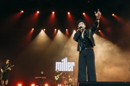 'โอม ปัณฑพล' แถลงข่าว 'ครึ่งเก้า GROUP' เปิดตัว 4 ค่ายเพลงในเครือ BRIDGE, 9Arkkhan, MACHg และ Ennead พร้อมฟรีคอนเสิร์ตกว่า 6 ชั่วโมงเต็ม