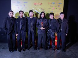 COCKTAIL คว้ารางวัล "2024 Thailand Headlines Person of The Year Awards"