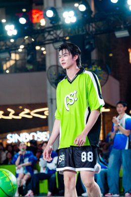 บูส PASSION ทะลุกราฟ! เอส ส่ง "เจฟ ซาเตอร์" แท็กทีม "มีน นิชคุณ" นำทีมคนรุ่นใหม่ปลุกพลังความซ่าเต็มสนาม FINAL MATCH ศึก "est COLA 3x3 Basketball U-League 2026" ลีกบาสสุด AWESOME