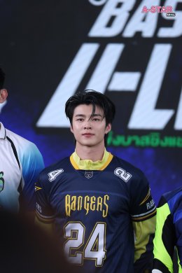 บูส PASSION ทะลุกราฟ! เอส ส่ง "เจฟ ซาเตอร์" แท็กทีม "มีน นิชคุณ" นำทีมคนรุ่นใหม่ปลุกพลังความซ่าเต็มสนาม FINAL MATCH ศึก "est COLA 3x3 Basketball U-League 2026" ลีกบาสสุด AWESOME