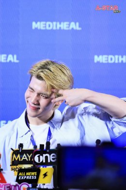 'โฟร์ท ณัฐวรรธน์' เช็กอิน MEDIHEAL DERMA LAB ป็อปอัปสโตร์สุดปังใจกลางสยาม! เปิดโลก K-Derma Skincare ตอบโจทย์ทุกปัญหาผิว