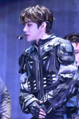 NCT 127 ทะยานด้วยแรงขับเคลื่อนไร้ขีดจำกัดสู่ประเทศไทย ระเบิดปรากฏการณ์ความสนุก ในคอนเสิร์ต NCT 127 4TH TOUR 'NEO CITY : BANGKOK  THE MOMENTUM' ณ ธันเดอร์โดม สเตเดียม บัตรหมดเกลี้ยงรวมผู้ชมกว่า 36,000 คน