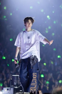 NCT 127 ทะยานด้วยแรงขับเคลื่อนไร้ขีดจำกัดสู่ประเทศไทย ระเบิดปรากฏการณ์ความสนุก ในคอนเสิร์ต NCT 127 4TH TOUR 'NEO CITY : BANGKOK  THE MOMENTUM' ณ ธันเดอร์โดม สเตเดียม บัตรหมดเกลี้ยงรวมผู้ชมกว่า 36,000 คน