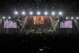 ยิ่งใหญ่สมศักดิ์ศรีร็อคสตาร์! 'เสก โลโซ' บุกเดอะมอลล์โคราช ขน 23 เพลงฮิต "SEK LOSO Rebirth KORAT" พร้อมซีนกราบแม่บนเวทีต้อนรับวันแม่แห่งชาติ